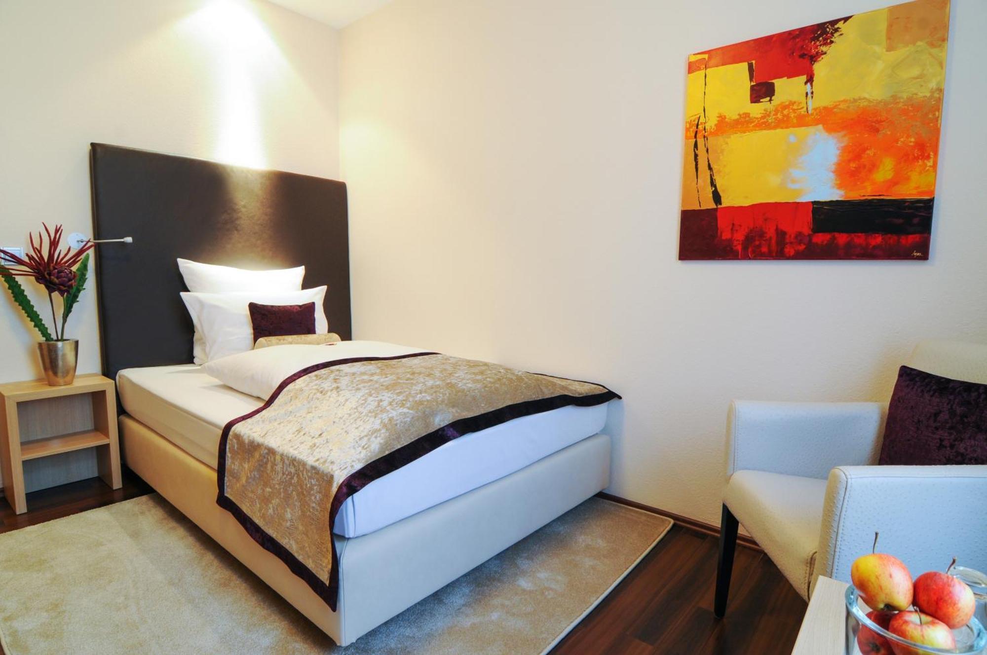 Hotel Merkur Baden-Baden Bilik gambar